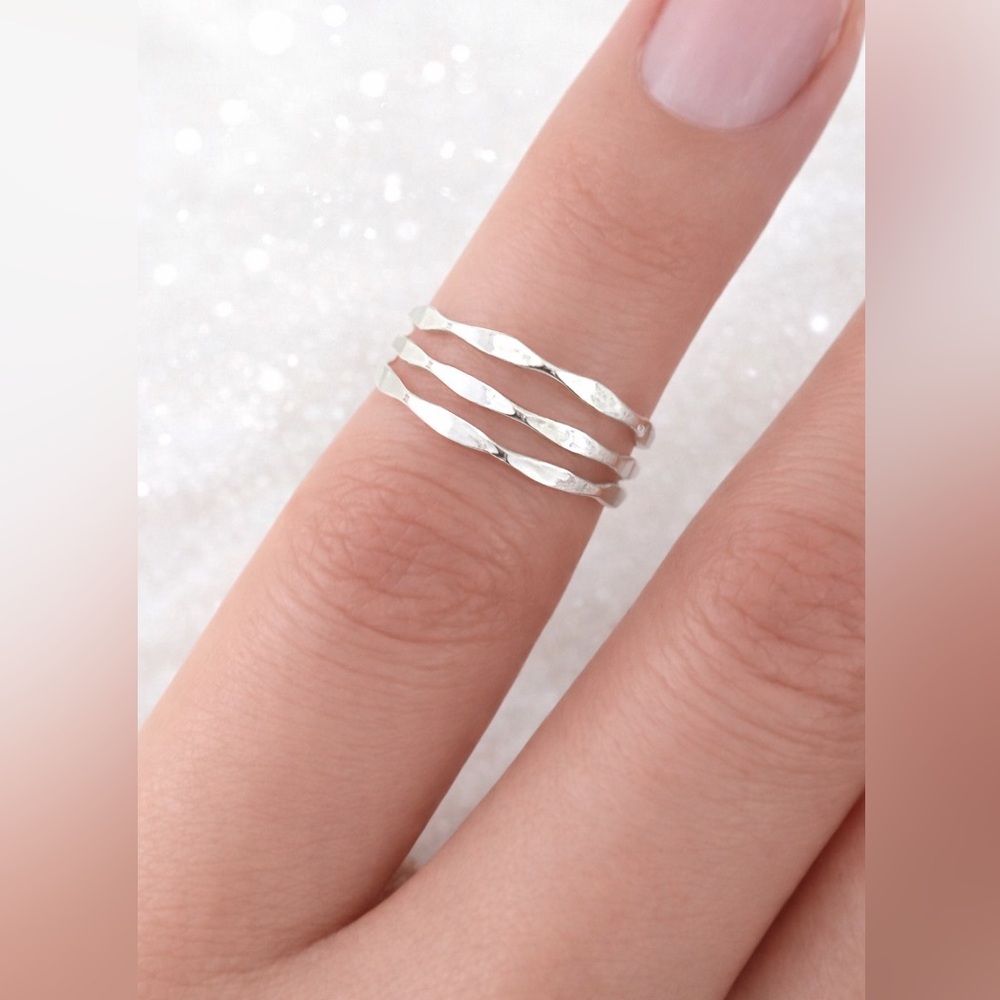 Taxco 925 Sterling Silver Ring Triple Band with Wavy Design sizes 5-8 handmade